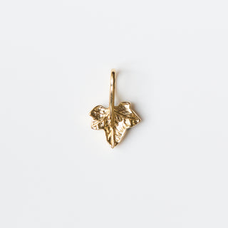 9k ivy leaf charm