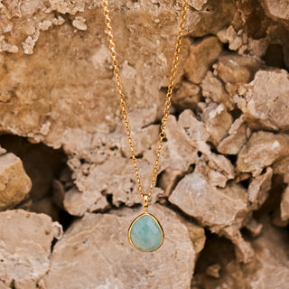 carrie elizabeth aquamarine pendant