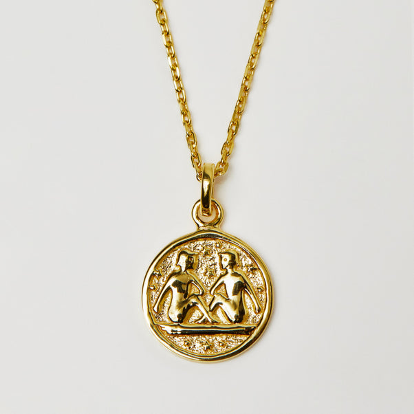 Horoscope Zodiac Pendant Necklace In Gold Vermeil - Necklace - Carrie Elizabeth