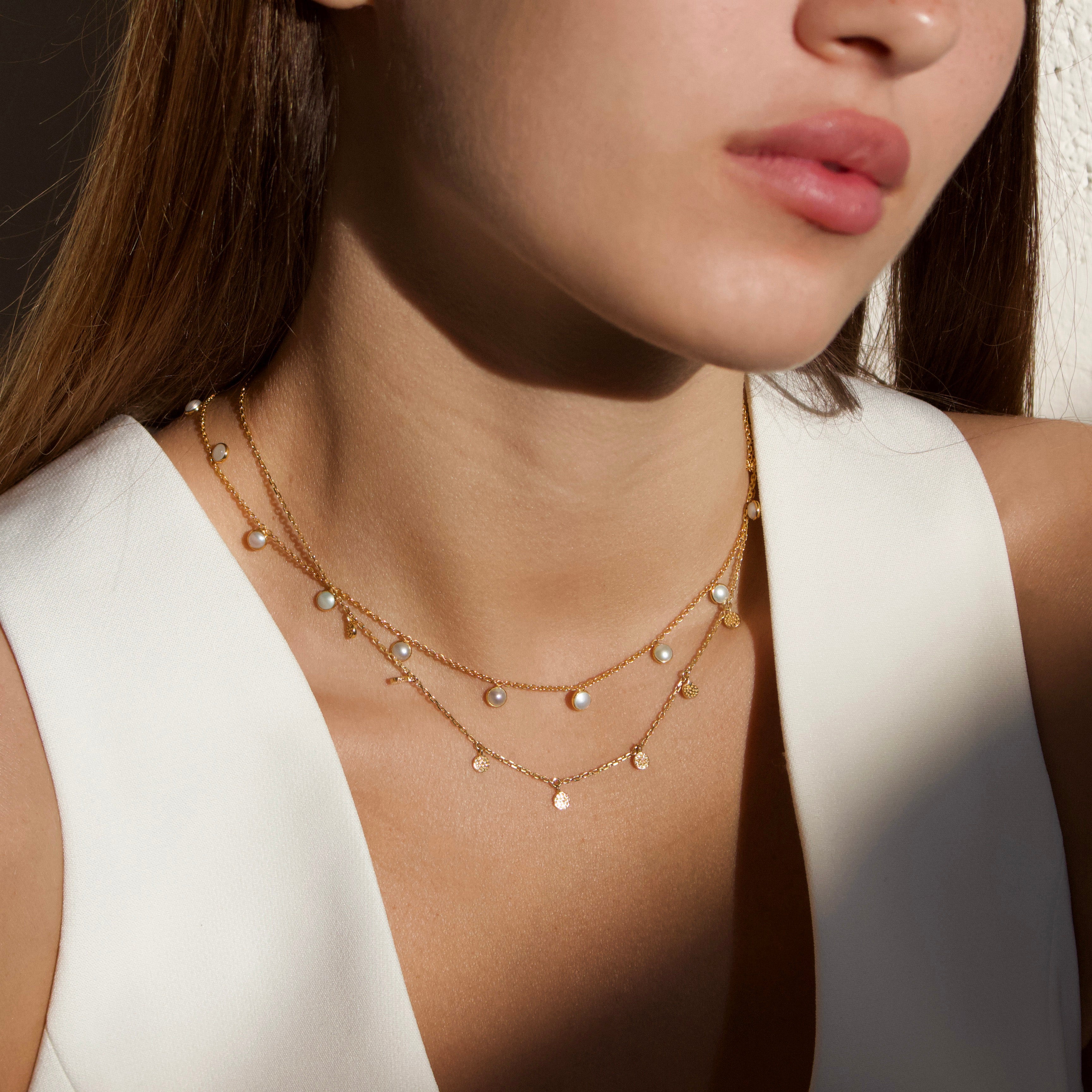 Gold Coin Necklace Gold Coin Pendant Necklace – Carrie Elizabeth