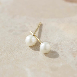 pearl stud 9k earrings