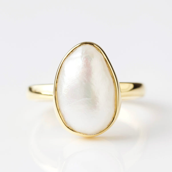 baroque pearl ring in gold