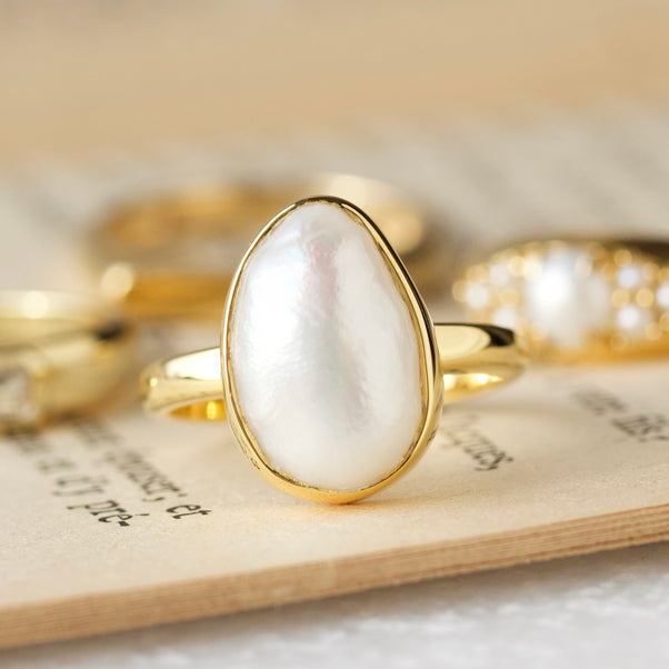 baroque pearl ring in gold