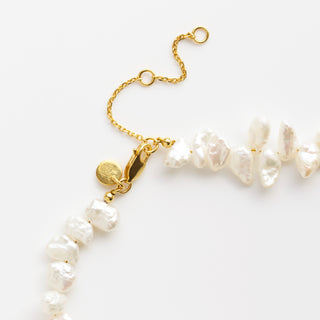 irregular pearl necklace gold