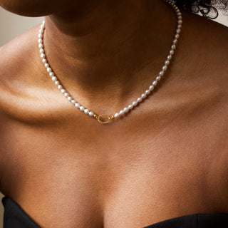 grey pearl sunray clasp necklace in gold