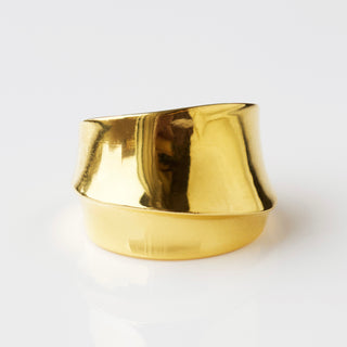 chunky luxe statement ring in gold