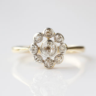 vintage flower diamond ring in solid gold