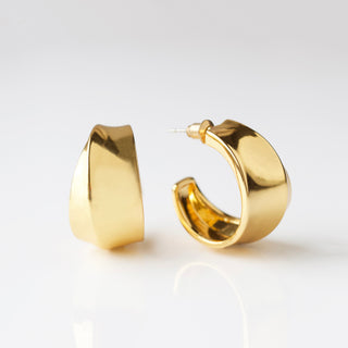 chunky gold luxe hoop earrings