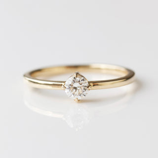 Solitaire diamond ring in gold