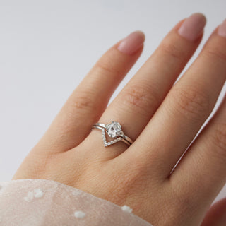 diamond v shape hugging ring