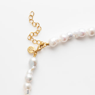 Luna Barqoue Pearl Star Necklace