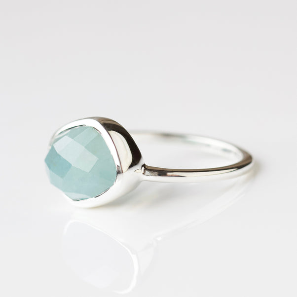 Organic Aquamarine Wave Ring