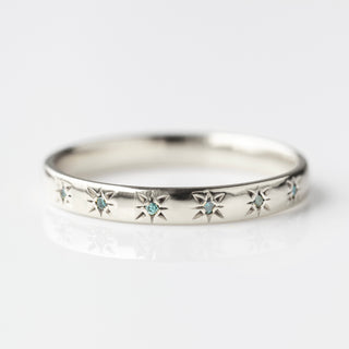 emerald star set ring in silver 