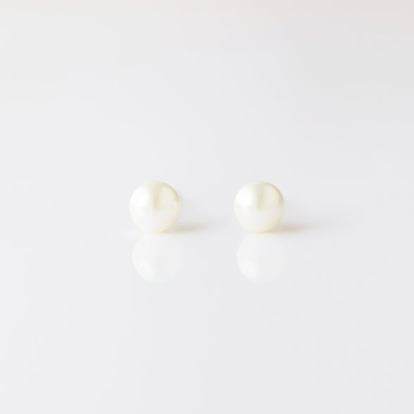 pearl stud 9k earrings