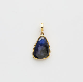 Louise Thompson Chapters Blue Sapphire Pendant
