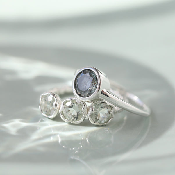 Green amethyst molten ring