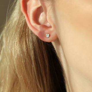 carrie elizabeth diamond stud earrings