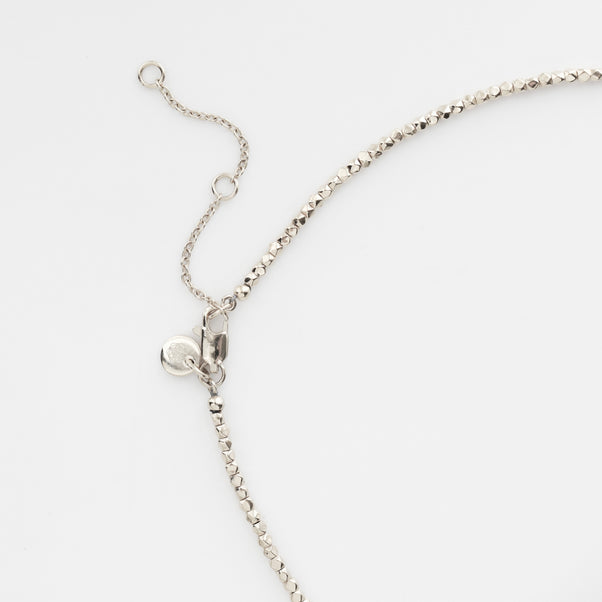 silver necklace carrie elizabeth