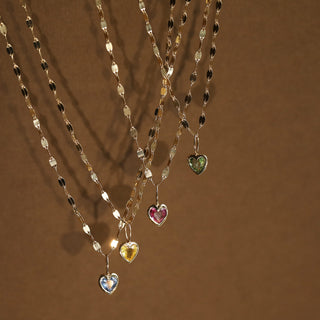 Carrie elizabeth 9k petal chain with heart charm