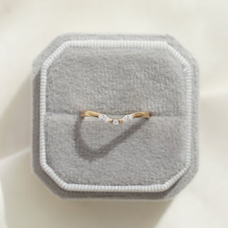 Carrie Elizabeth Sample Sale Wedding Band Diamond