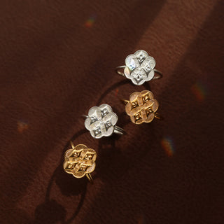 Icon Vintage Crest Ring
