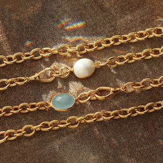 Gold dog clip necklace with pearl