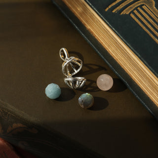Carrie Elizabeth Manifestation pendant