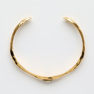gold bangle carrie elizabeth