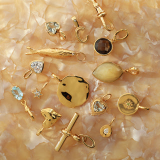 chunky gold necklace with t-bar