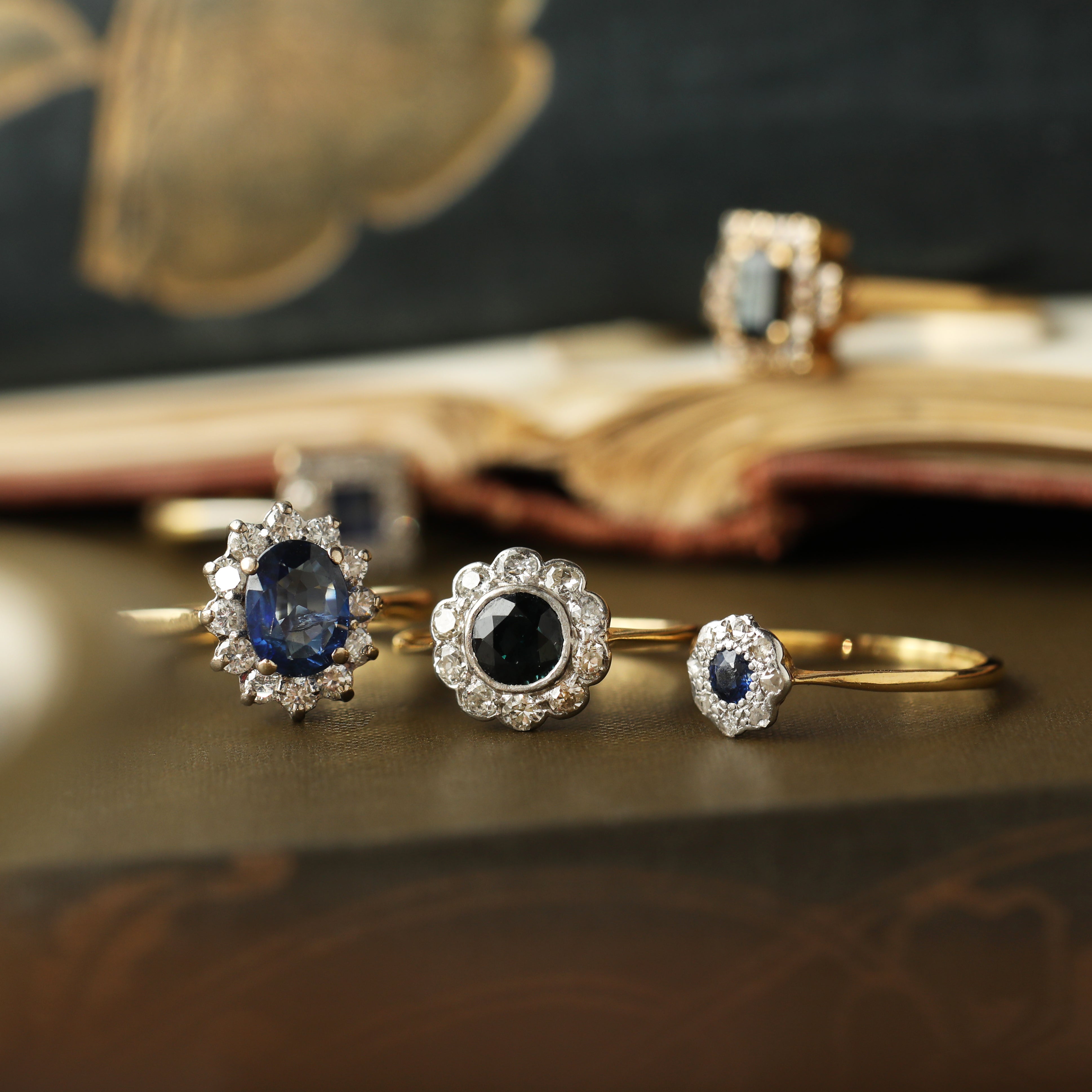 Vintage Diamond 18k Yellow Gold Ring UK Size Q Vintage