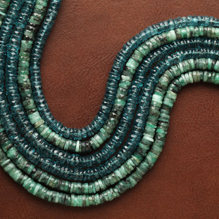 Beaded necklace Carrie Elizabeth