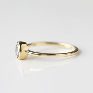 solid gold diamond ring