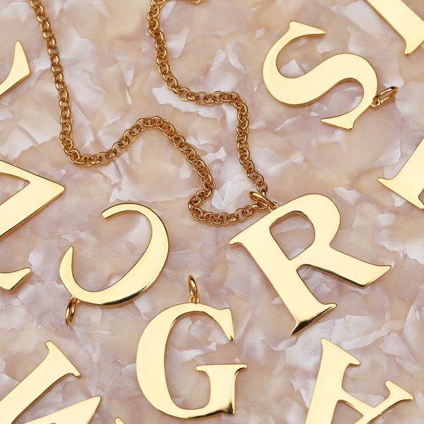carrie elizabeth initial pendant