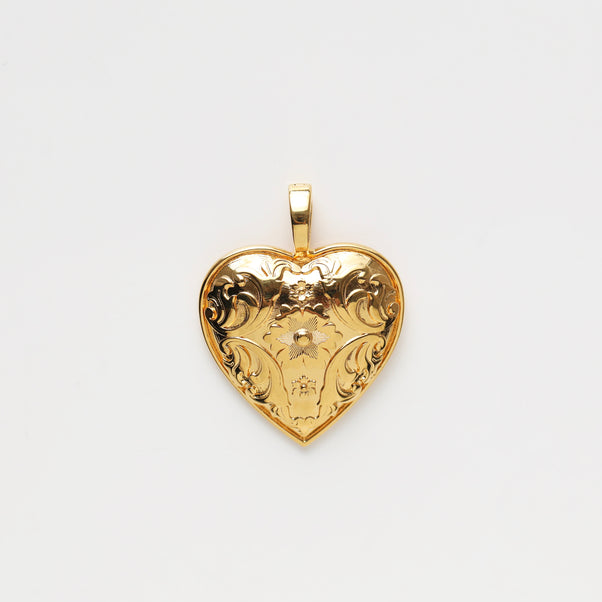Louise Thompson Chapters Vintage Heart Pendant
