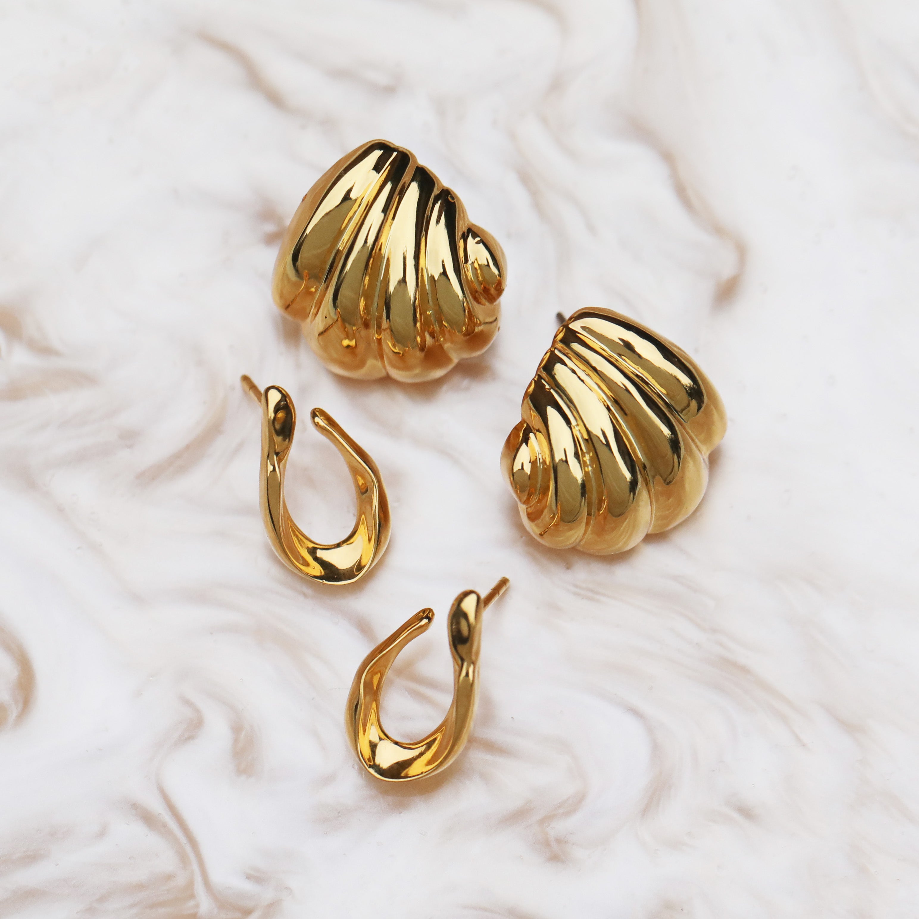 carrie elizabeth stud earrings