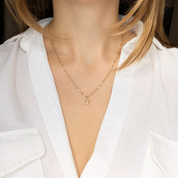 Carrie Elizabeth 9k Robin Charm solid gold 