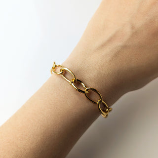 carrie elizabeth Molten Oval Link Chain Bracelet