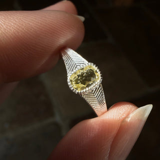 Everly Olive Quartz Vintage Ring