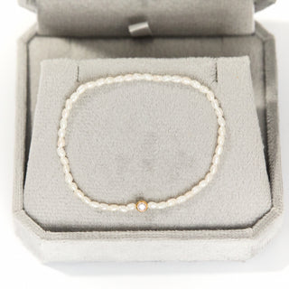 SAMPLE SALE- Solitaire Lab Grown Diamond Pearl Bracelet