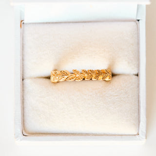 SAMPLE SALE- Chunky Laurel Leaf Ring - UK Size O