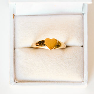 SAMPLE SALE- Heart Signet Ring - UK Size O