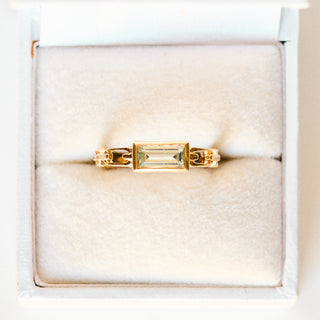 SAMPLE SALE- Blue Topaz Chain Ring - UK Size O