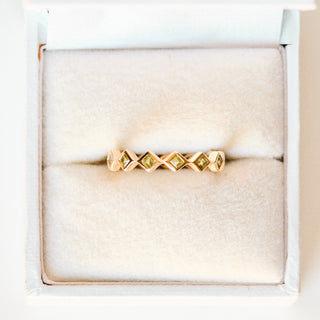 SAMPLE SALE- Peridot Diamond Stacker - UK Size L