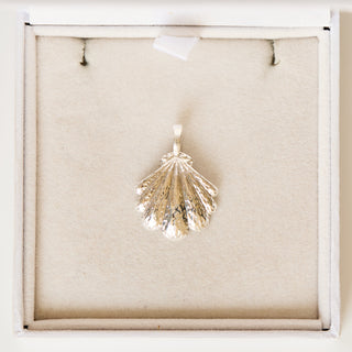 SAMPLE SALE- Shell Pendant