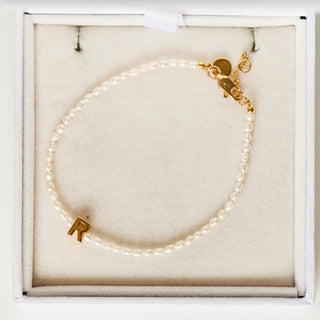SAMPLE SALE- R Letter Pearl Bracelet