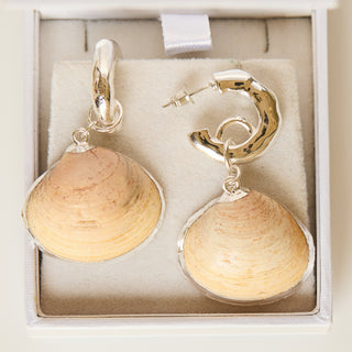 SAMPLE SALE- Imitation Shell Drop Hopps