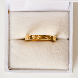 SAMPLE SALE- Floral Eternity Ring - UK Size Q 1/2