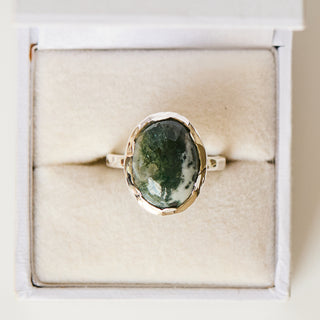 SAMPLE SALE- Green Snowflake Jade Ring - UK Size O