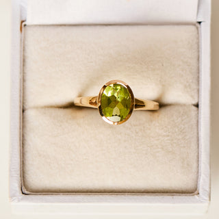 SAMPLE SALE- Peridot Bezel Set Ring - UK Size L