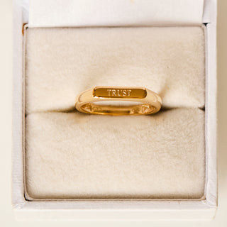 SAMPLE SALE- Signet Engraved "Trust" - UK Size L